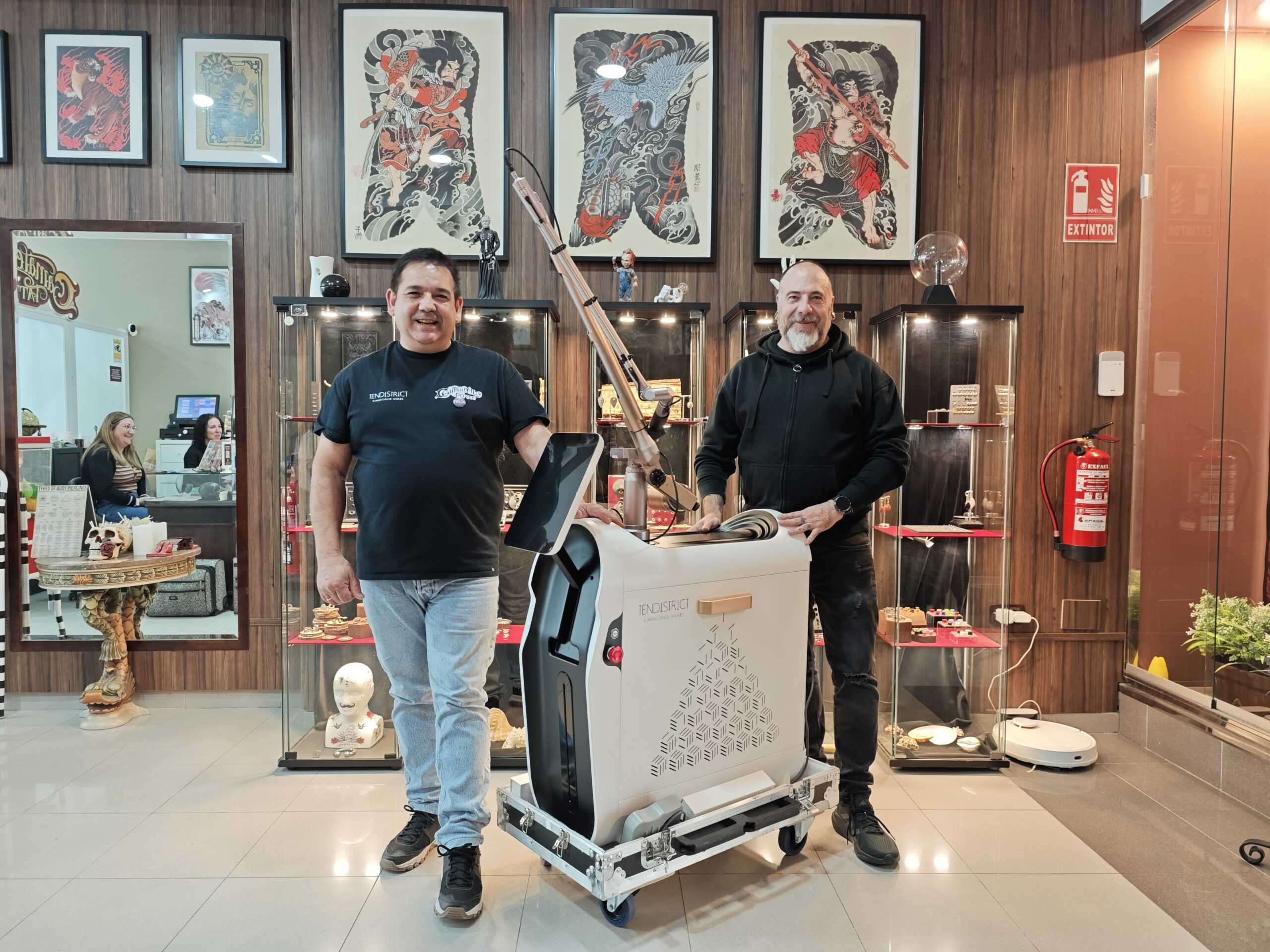 Eliminar tatuajes en Lugo Estudio de eliminación de tatuajes en Lugo con Camaleón Tattoo y TenDistrict.